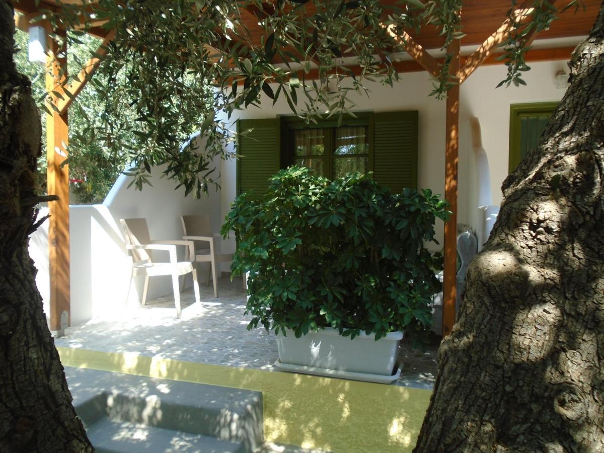 Leros Eleonas Apartments อลินดา ภายนอก รูปภาพ