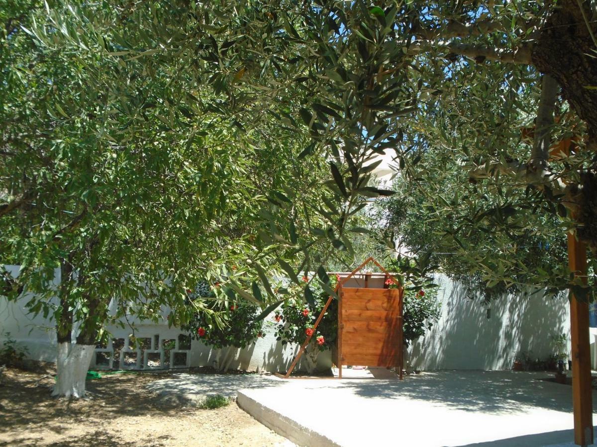Leros Eleonas Apartments อลินดา ภายนอก รูปภาพ
